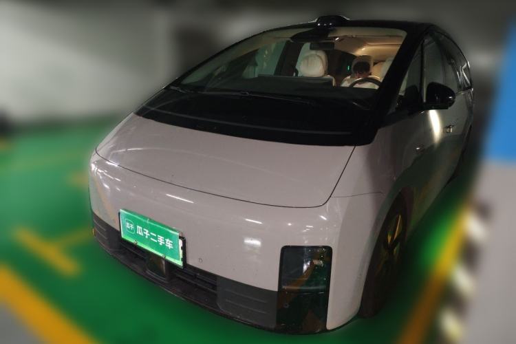 Used Li Auto MEGA 2024 Ultra Model Guazi used car, China used car export, Used car for sale, Used cars, Cheapest cars for sale