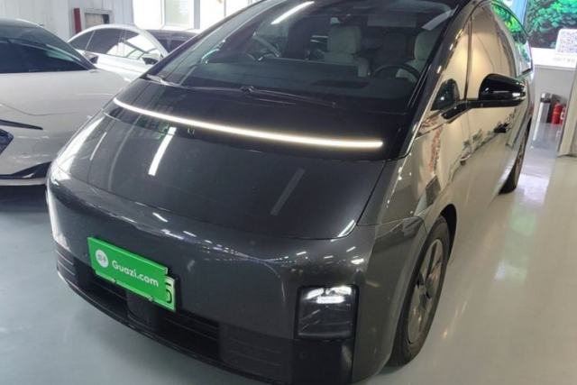 Used Li Auto MEGA 2024 Ultra Model