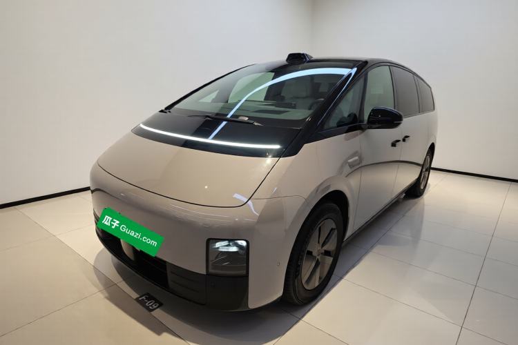 Li Auto MEGA 2024 Ultra Model