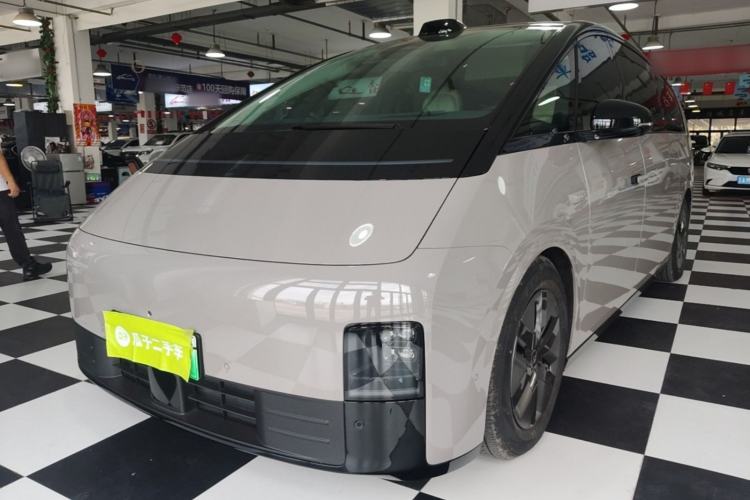 Li Auto MEGA 2024 Ultra Model
