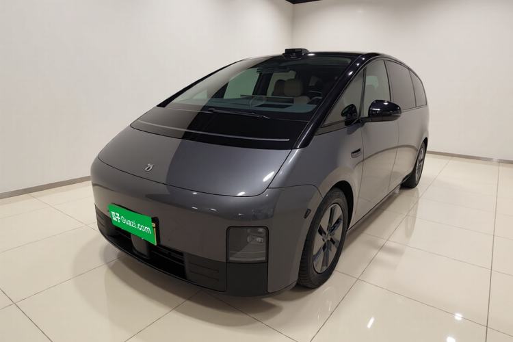 Li Auto MEGA 2024 Ultra Model