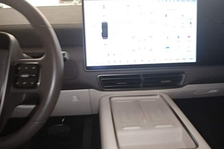 Used Li Auto MEGA 2024 Ultra Model Audio And AC Panel