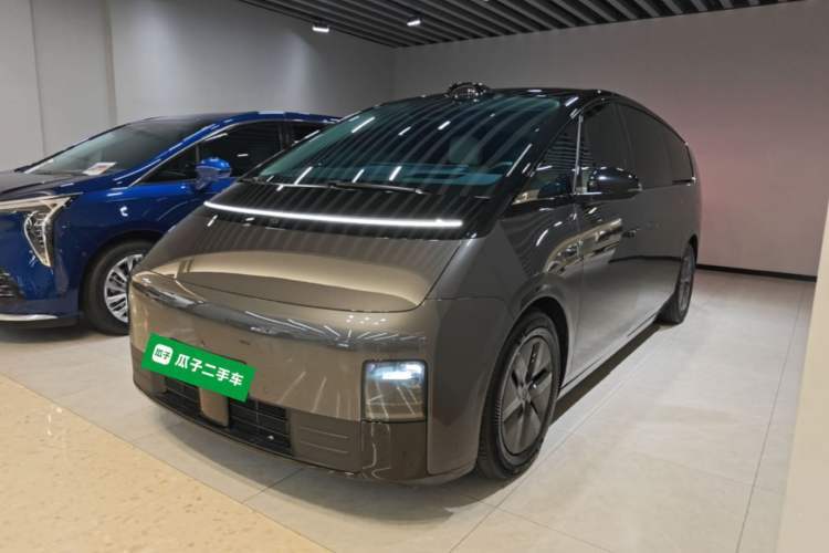 Used Li Auto MEGA 2024 Ultra Model Guazi used car, China used car export, Used car for sale, Used Li Auto cars, Cheapest cars for sale, Electric vehicle, New energy car
