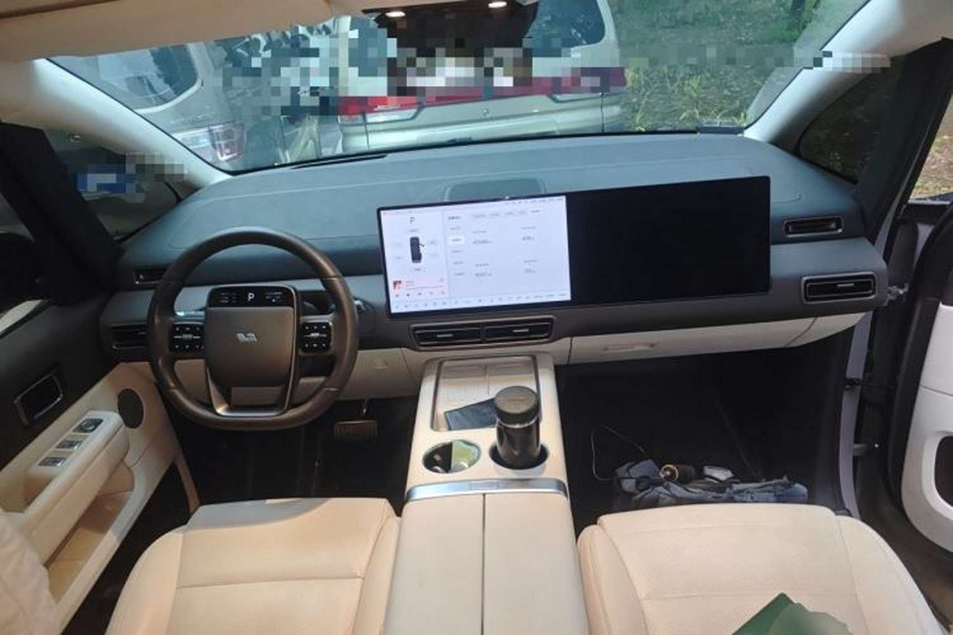 Used Li Auto MEGA 2024 Ultra Model Center Console