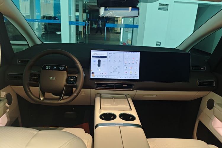 Used Li Auto MEGA 2024 Ultra Model Center Console