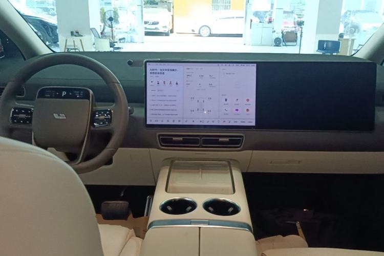 Used Li Auto MEGA 2024 Ultra Model Center Console