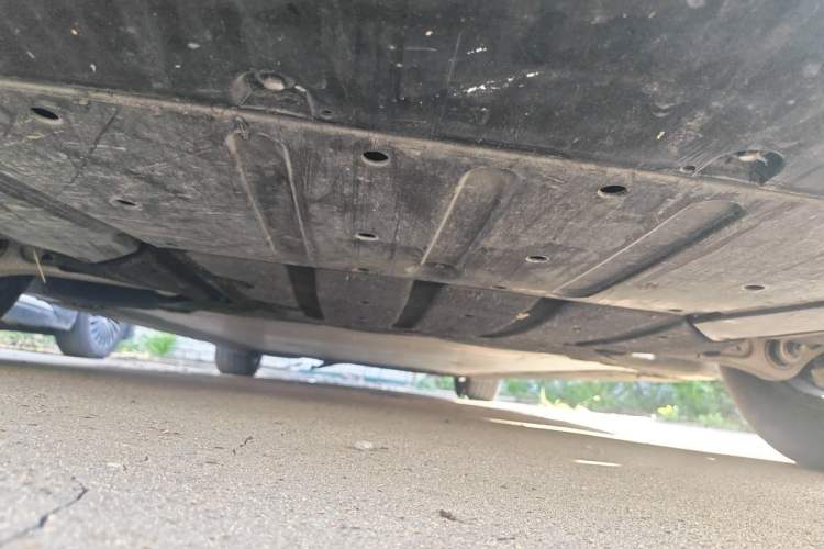 Used Li Auto MEGA 2024 Ultra Model Chassis Front