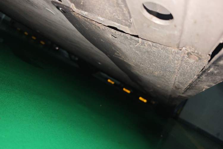 Used Li Auto MEGA 2024 Ultra Model Chassis Front Left
