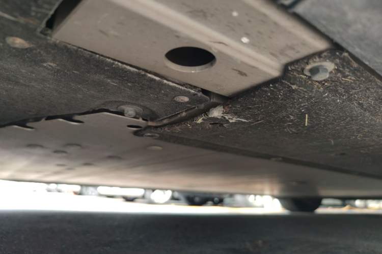 Used Li Auto MEGA 2024 Ultra Model Chassis Front Left