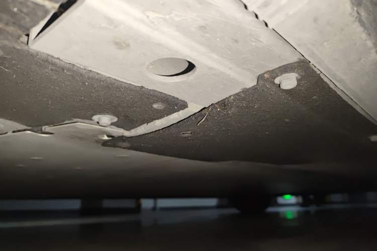 Used Li Auto MEGA 2024 Ultra Model Chassis Front Left