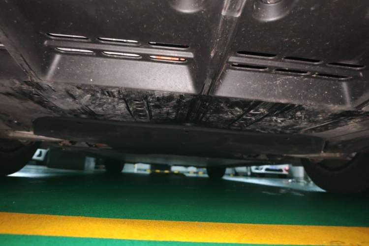 Used Li Auto MEGA 2024 Ultra Model Chassis Rear