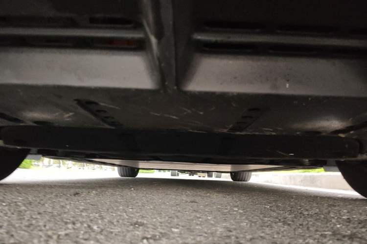 Used Li Auto MEGA 2024 Ultra Model Chassis Rear