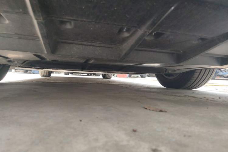 Used Li Auto MEGA 2024 Ultra Model Chassis Rear