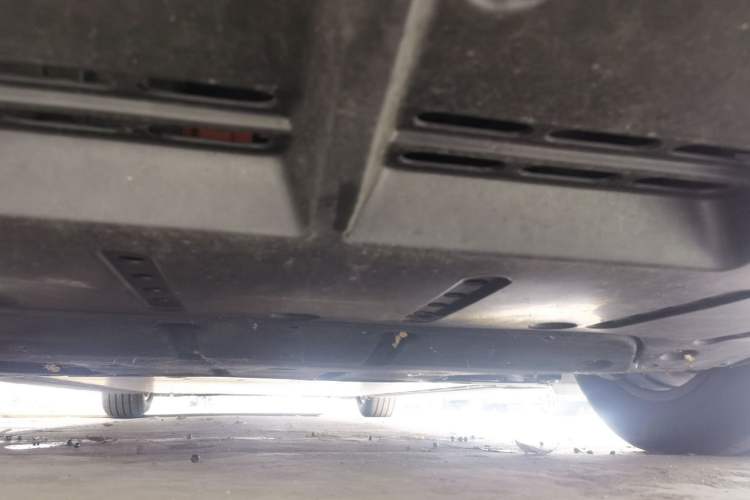Used Li Auto MEGA 2024 Ultra Model Chassis Rear