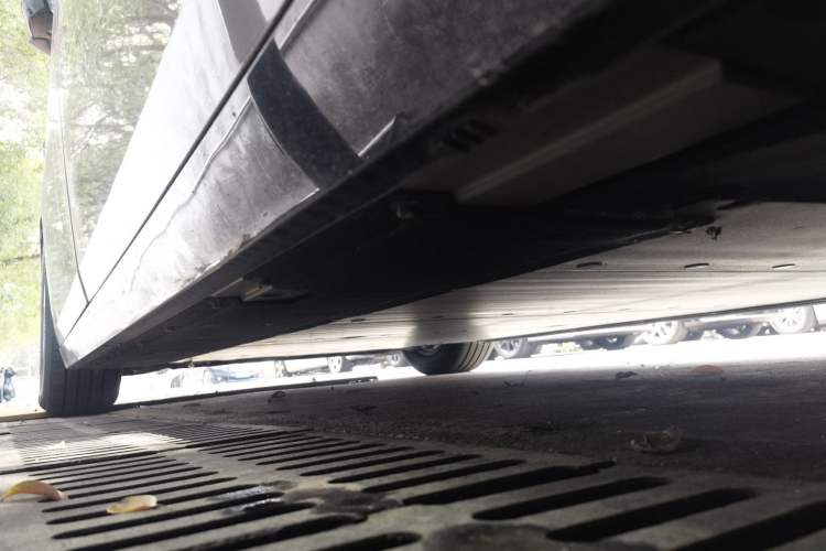 Used Li Auto MEGA 2024 Ultra Model Chassis Rear Left