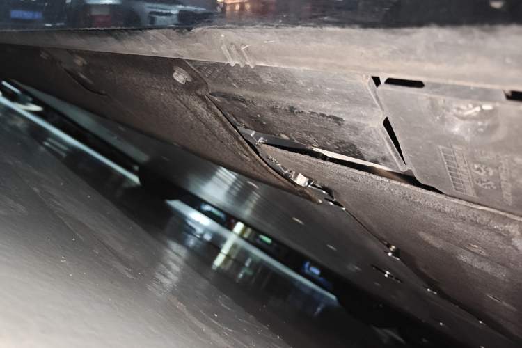 Used Li Auto MEGA 2024 Ultra Model Chassis Rear Left