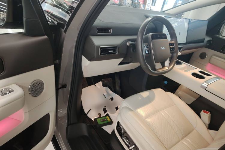 Used Li Auto MEGA 2024 Ultra Model Driver Seat
