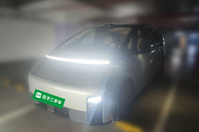 Used Li Auto MEGA 2024 Ultra Model