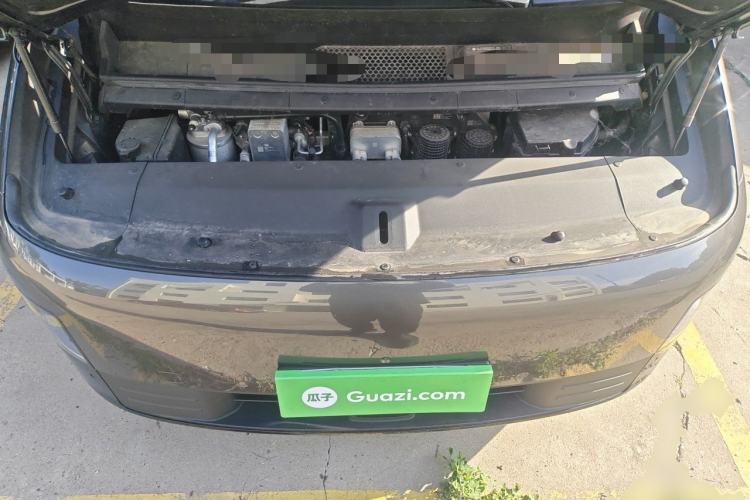 Used Li Auto MEGA 2024 Ultra Model Engine Bay