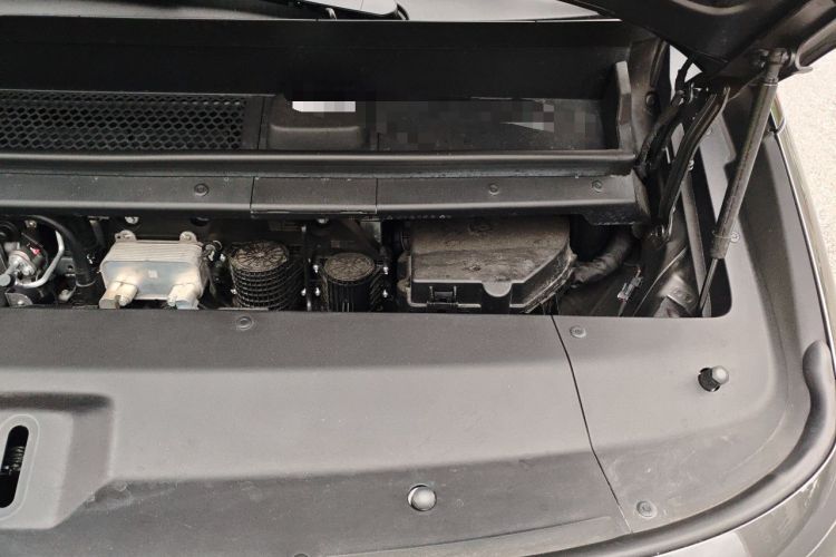 Used Li Auto MEGA 2024 Ultra Model Engine Bay Left