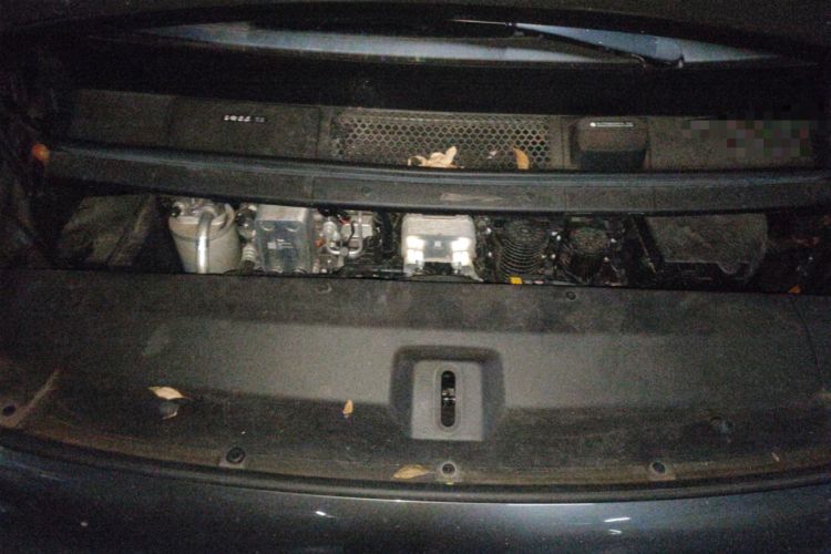 Used Li Auto MEGA 2024 Ultra Model Engine Bay