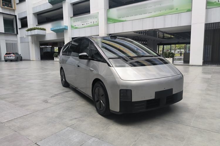 Used Li Auto MEGA 2024 Ultra Model Exterior 1