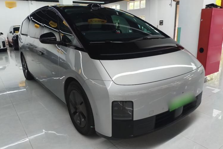 Used Li Auto MEGA 2024 Ultra Model Exterior 1