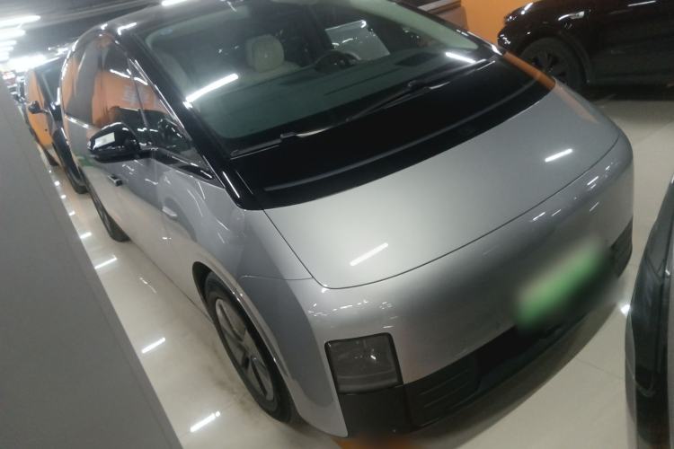Used Li Auto MEGA 2024 Ultra Model Exterior 1