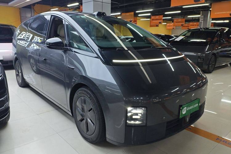 Used Li Auto MEGA 2024 Ultra Model Exterior 2
