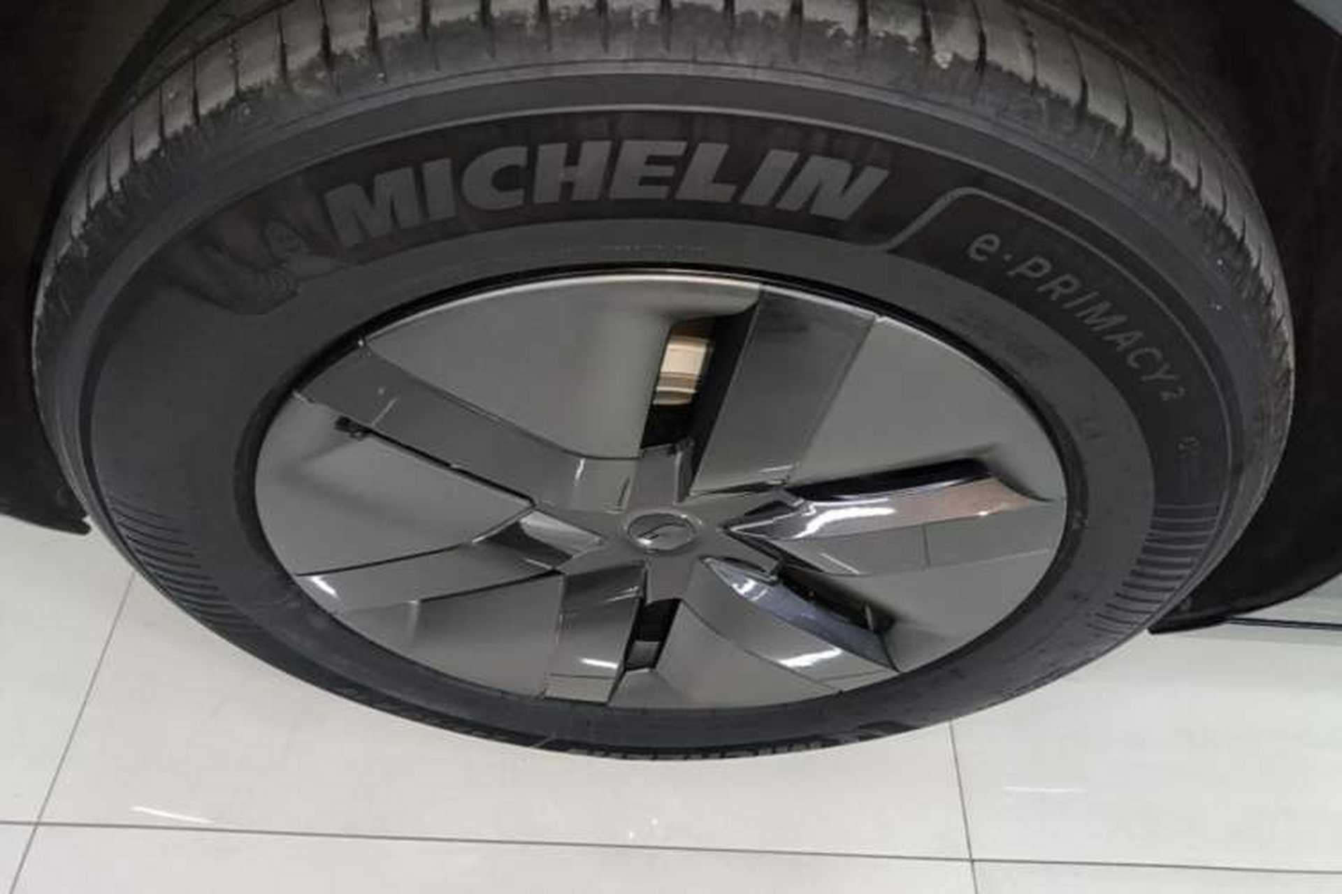 Used Li Auto MEGA 2024 Ultra Model Exterior 5