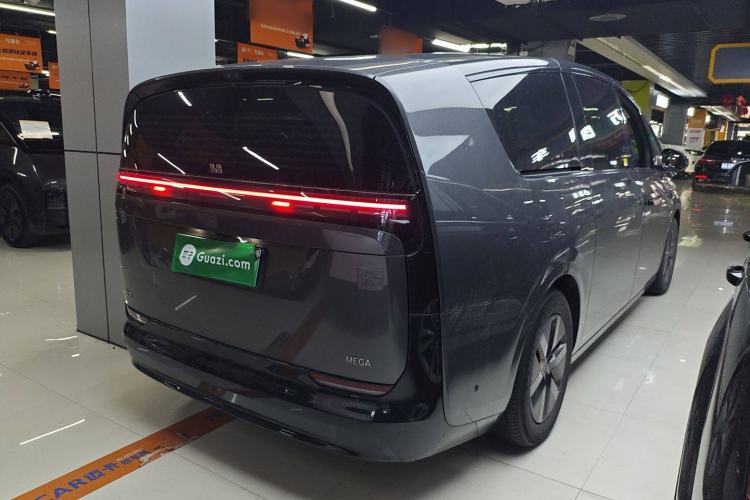 Used Li Auto MEGA 2024 Ultra Model Exterior 5