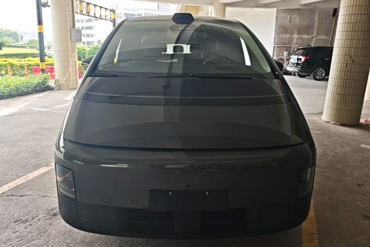 Used Li Auto MEGA 2024 Ultra Model Front