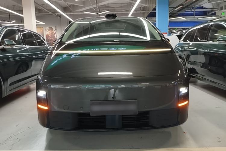 Used Li Auto MEGA 2024 Ultra Model Front