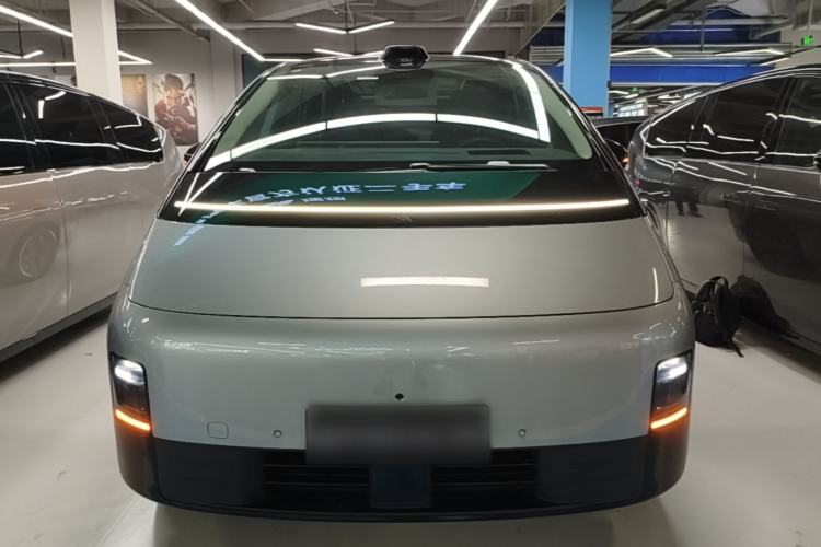 Used Li Auto MEGA 2024 Ultra Model Front