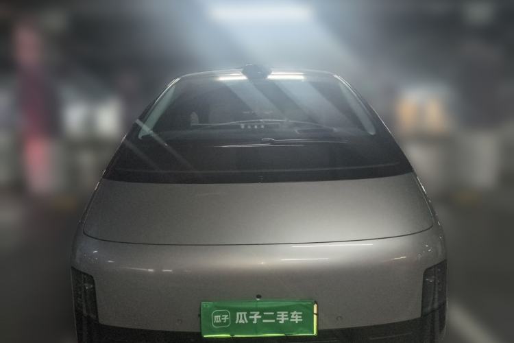 Used Li Auto MEGA 2024 Ultra Model Front