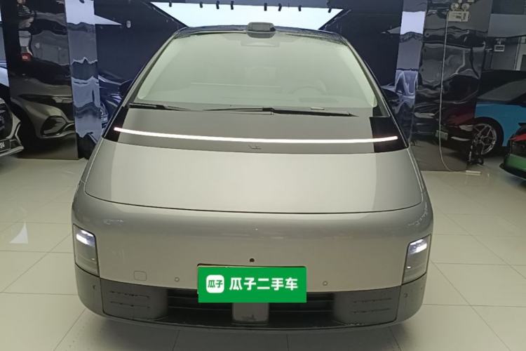 Used Li Auto MEGA 2024 Ultra Model Front