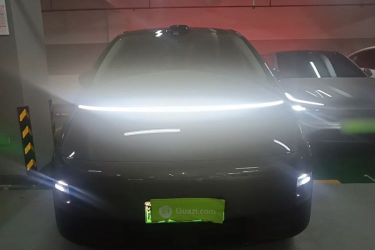 Used Li Auto MEGA 2024 Ultra Model Front