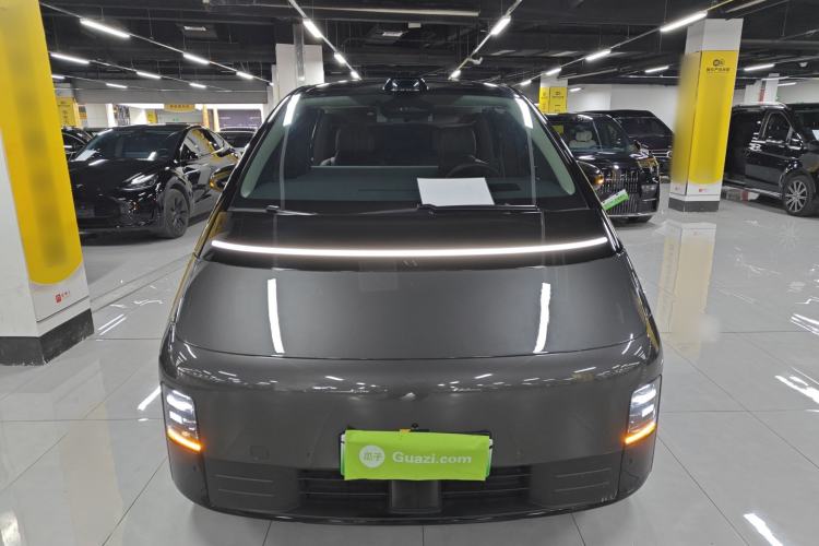 Used Li Auto MEGA 2024 Ultra Model Front