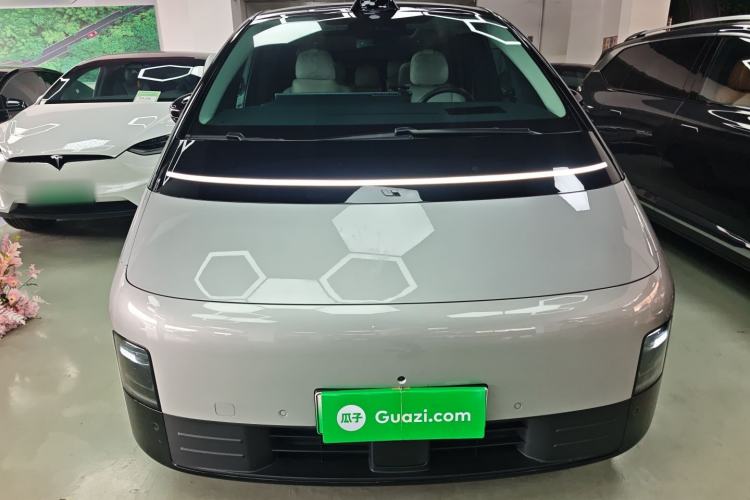 Used Li Auto MEGA 2024 Ultra Model Front
