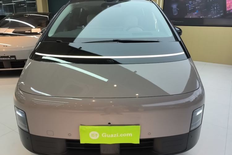 Used Li Auto MEGA 2024 Ultra Model Front