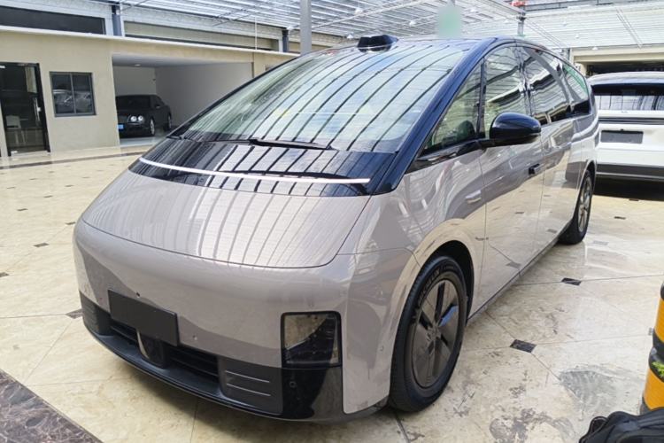 Li Auto MEGA 2024 Ultra Model