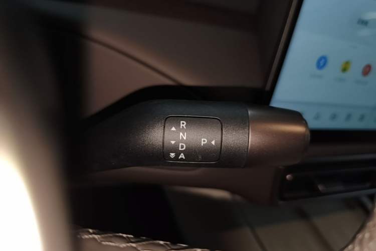 Used Li Auto MEGA 2024 Ultra Model Gear Lever