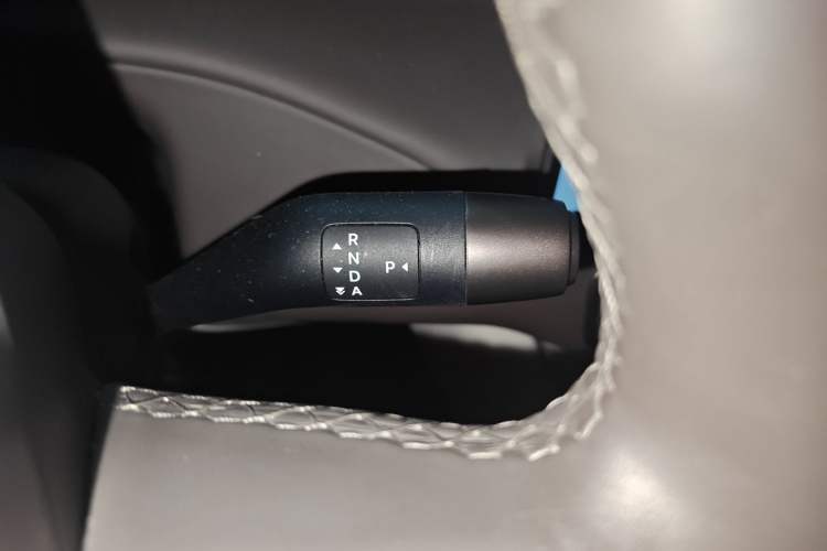 Used Li Auto MEGA 2024 Ultra Model Gear Lever