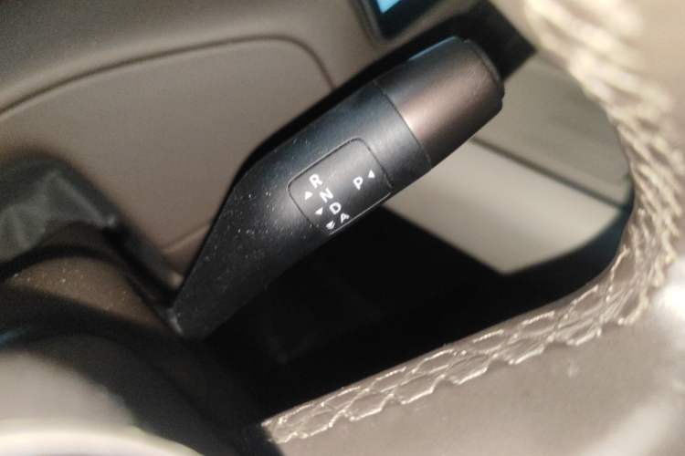 Used Li Auto MEGA 2024 Ultra Model Gear Lever