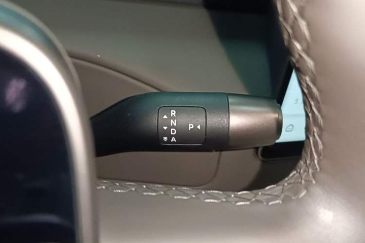Used Li Auto MEGA 2024 Ultra Model Gear Lever