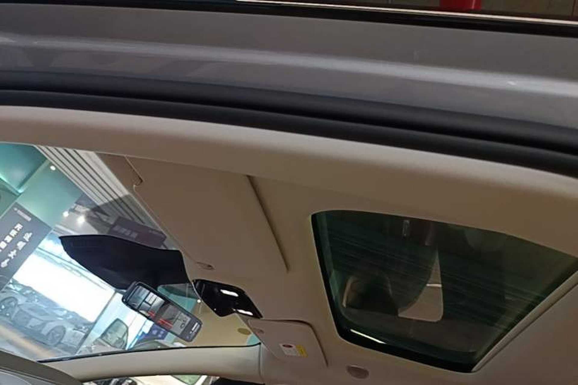 Used Li Auto MEGA 2024 Ultra Model Headliner