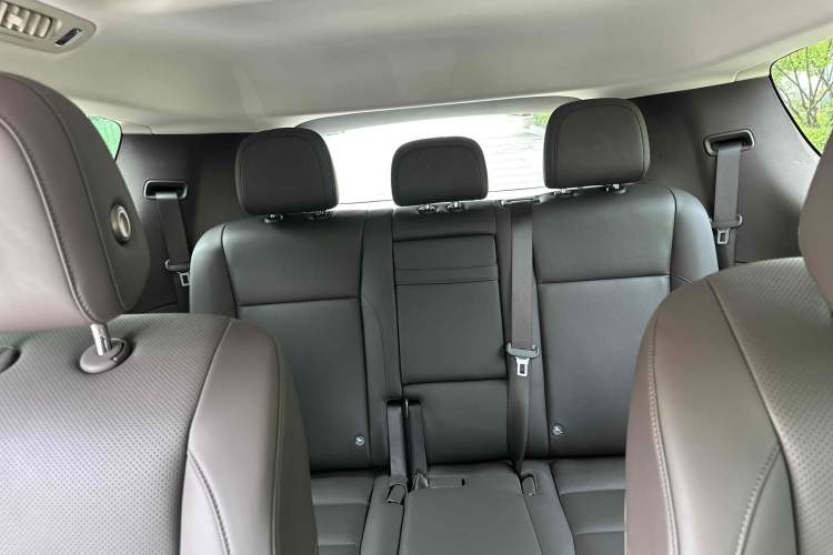Used Li Auto MEGA 2024 Ultra Model Interior 3