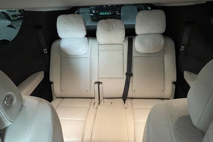 Used Li Auto MEGA 2024 Ultra Model Interior 7