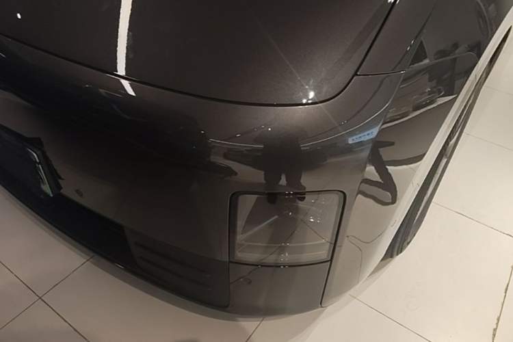 Used Li Auto MEGA 2024 Ultra Model Left Front Headlight