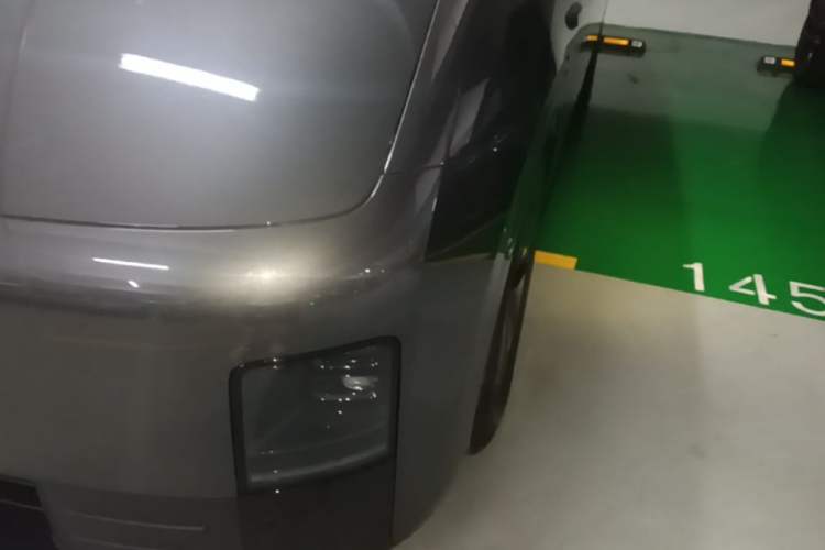 Used Li Auto MEGA 2024 Ultra Model Left Front Headlight